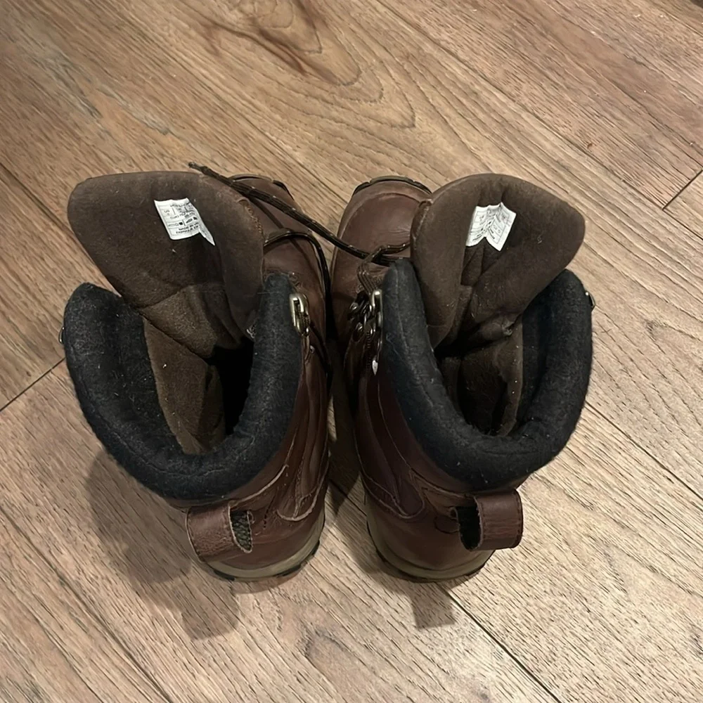 THE NORTH FACE | Chilkat leather insulated waterproof tall boot, size 8